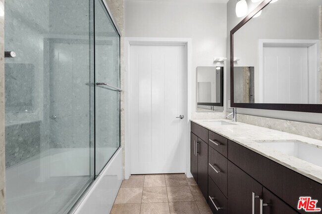 Building Photo - 12920 W Runway Rd