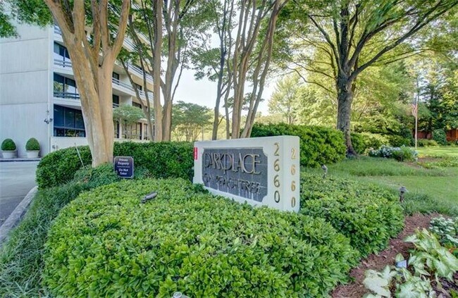 Building Photo - 2660 Peachtree Rd NW