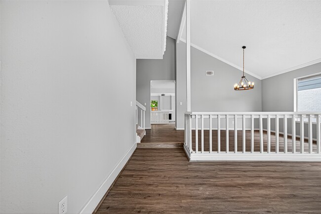 Building Photo - 12623 S Dairy Ashford Rd