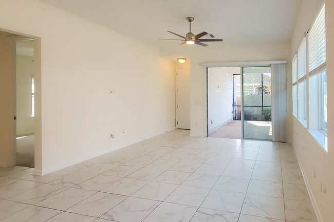 Building Photo - 102 Daniel Park Cir