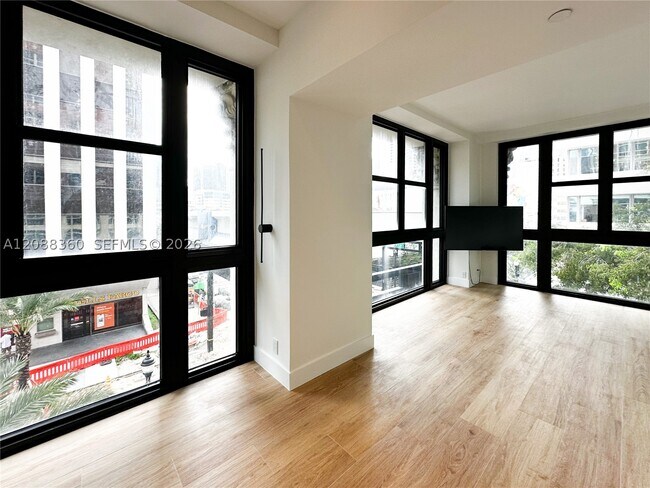 Building Photo - 111 E Flagler St