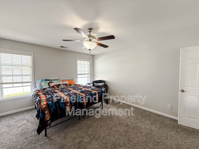 Building Photo - 1445 Kershaw Loop