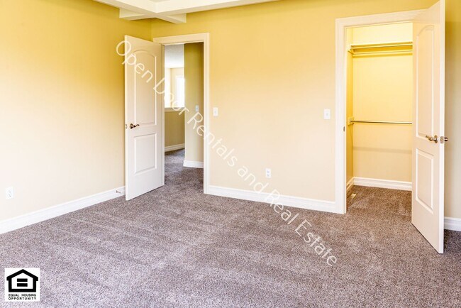 Building Photo - 13558 Paperbark Trail