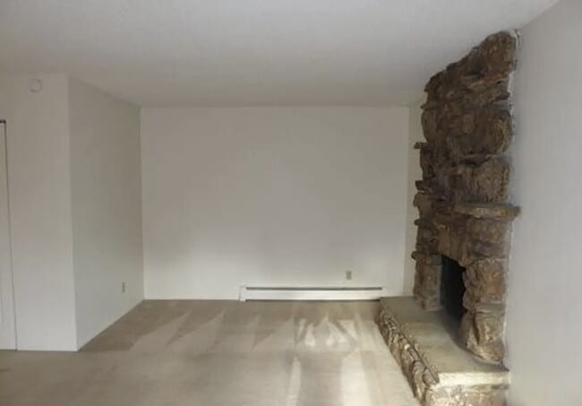 Building Photo - Beautiful 3 Bedroom Condo in Boulder!