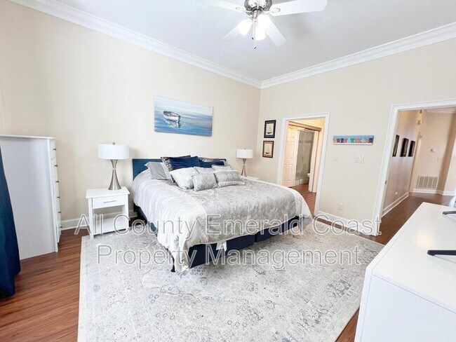 Building Photo - 420 Oak Harbour Ln