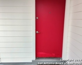 Building Photo - 142 Jade Dr