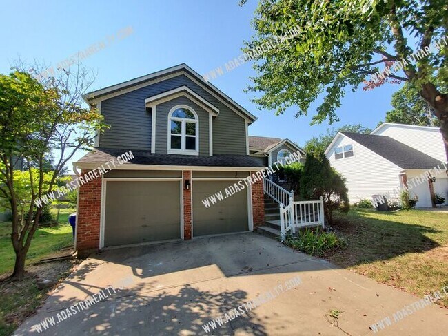 Building Photo - Beautiful East Olathe Home-Available in JULY!!