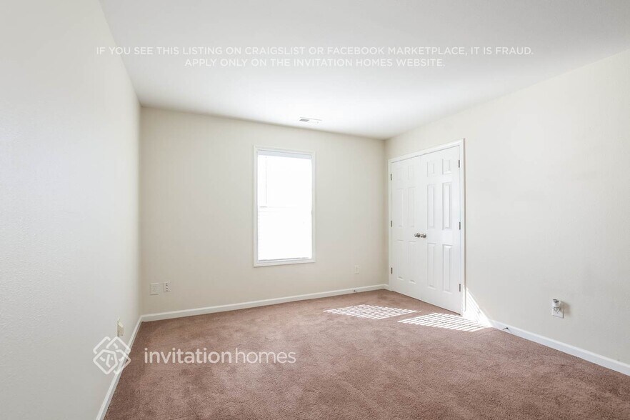Building Photo - 2011 Sunlight Path Dr