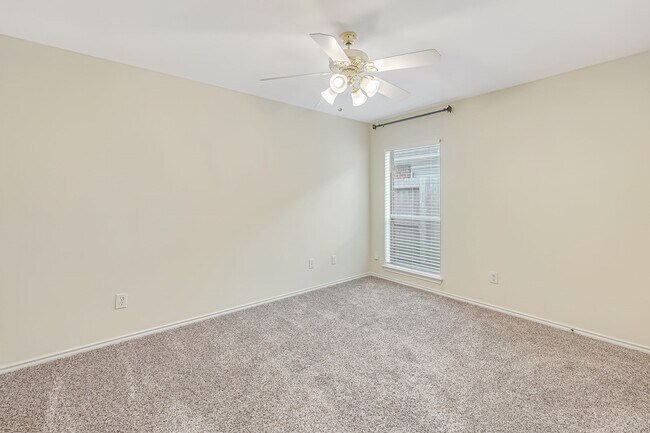 Building Photo - 21930 Bronze Leaf Dr