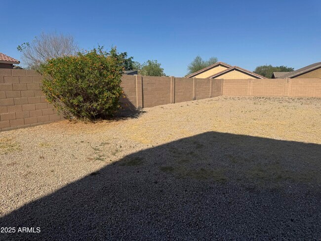 Building Photo - 33433 N Madison Way Dr