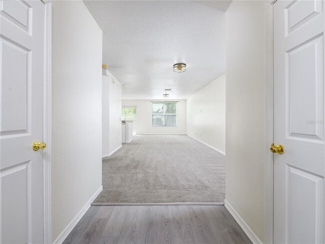 Building Photo - 9619 Carlsdale Dr