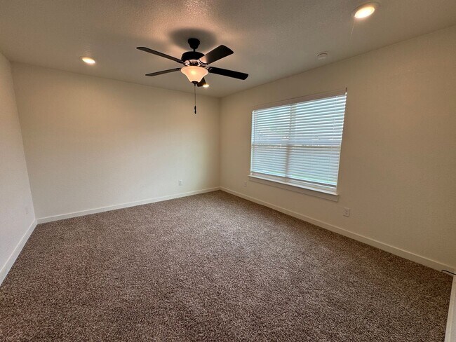 Building Photo - 4-Bedroom House for Rent in Temple