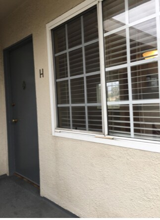 Unit H - 122 S Buena Vista St