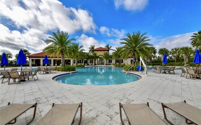 Building Photo - 5505 Olano St