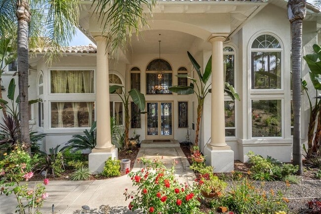 Building Photo - 7302 Vista Rancho Ct