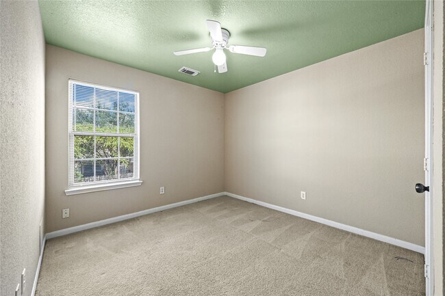 Building Photo - 15822 Kings Cypress Ln