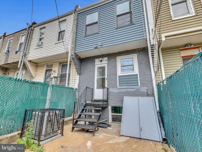 Building Photo - 3009 McElderry St