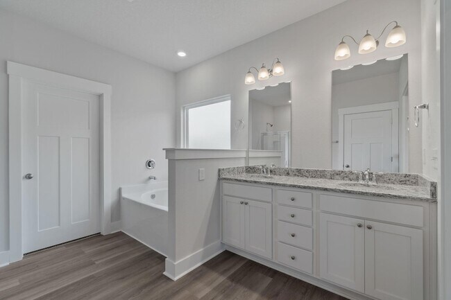Building Photo - 6616 Forest Bay Ave