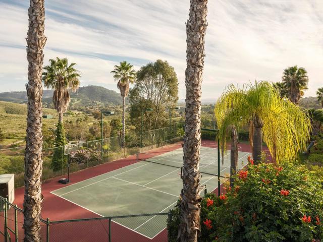 Building Photo - 20780 Fortuna Del Norte