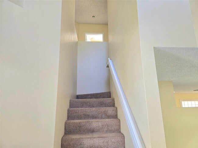 Building Photo - 160 NW 97th Terrace