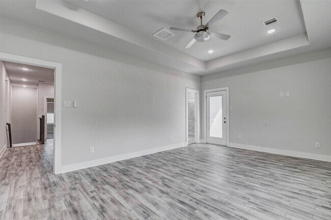 Building Photo - 4677 Bellfort Ave