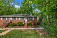 Building Photo - 2748 Miles Cir