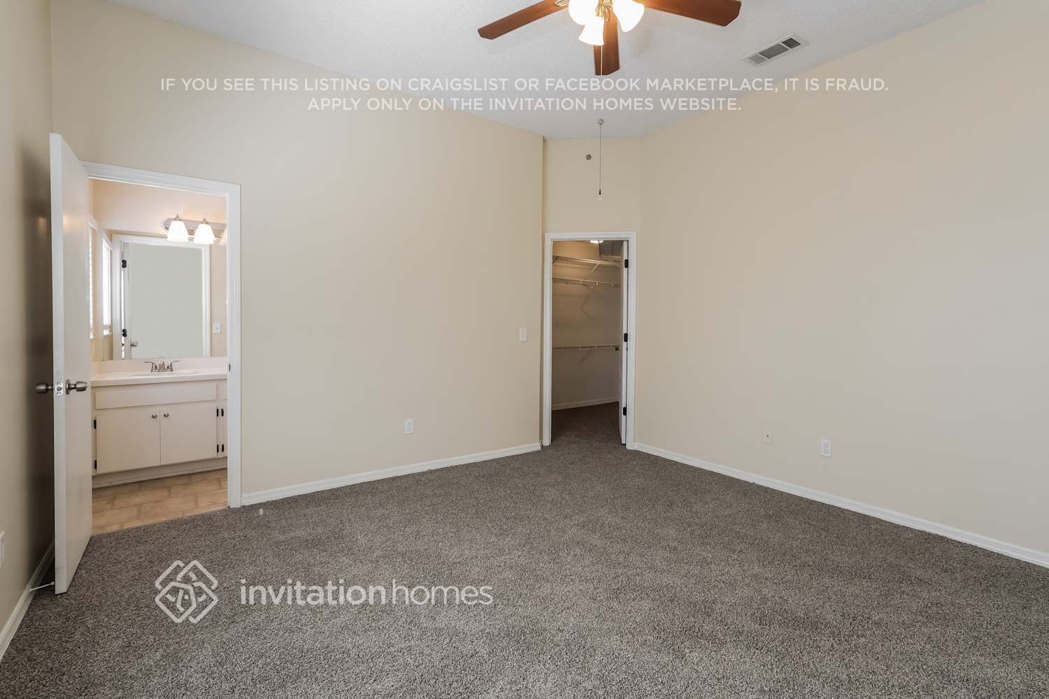 Building Photo - 4004 Fontana Pl