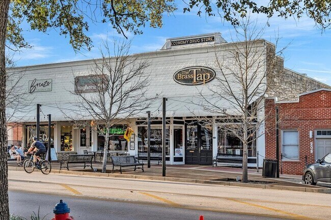 Building Photo - 276 Pullman Ct