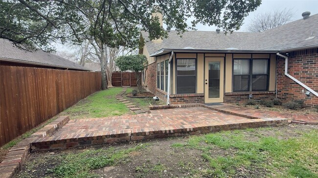 Building Photo - 1413 Colmar Dr