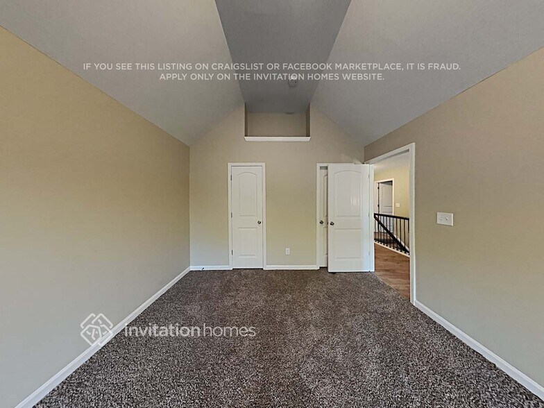 Building Photo - 440 Cleburne Pl