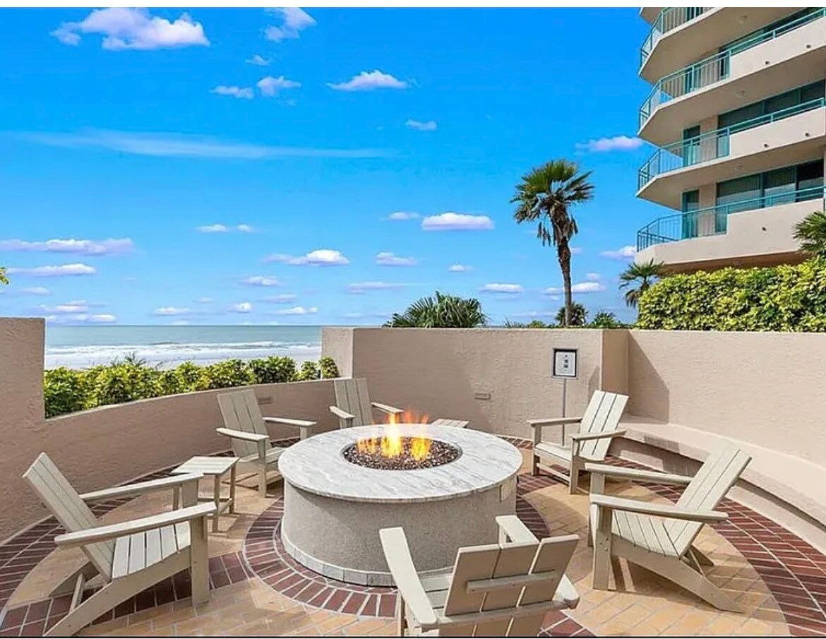 Building Photo - 1520 Gulf Blvd
