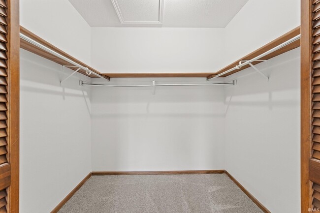 Building Photo - 6104 Crofton Dr