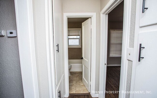 Building Photo - 4616 33rd St