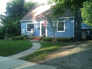 Building Photo - 1307 Belmar Pl