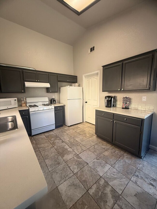 Building Photo - Coming Soon