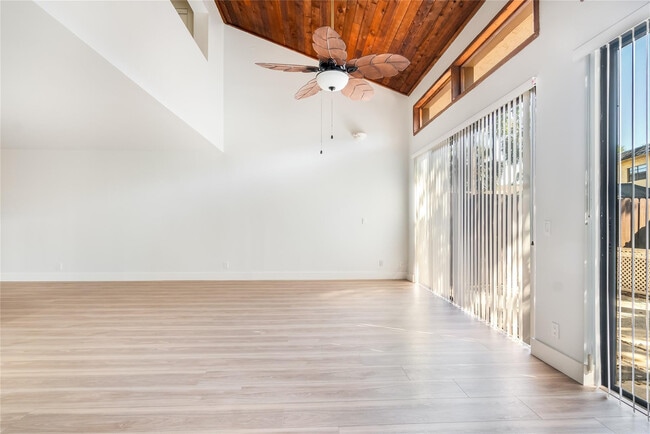 Building Photo - 7920 NW 11th Ct