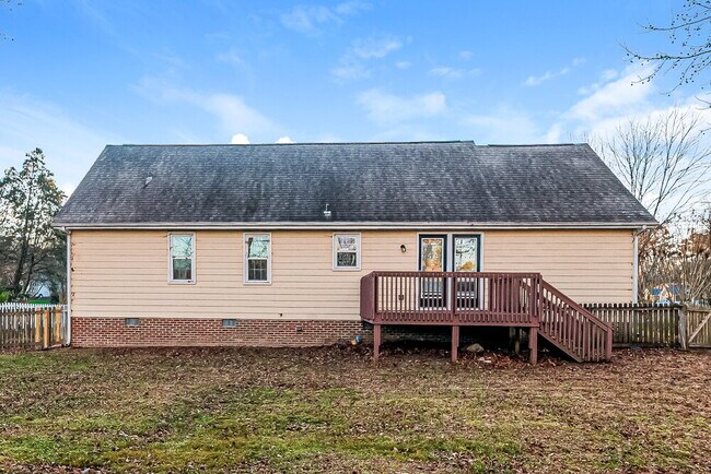 Building Photo - 1024 Alderleaf Dr