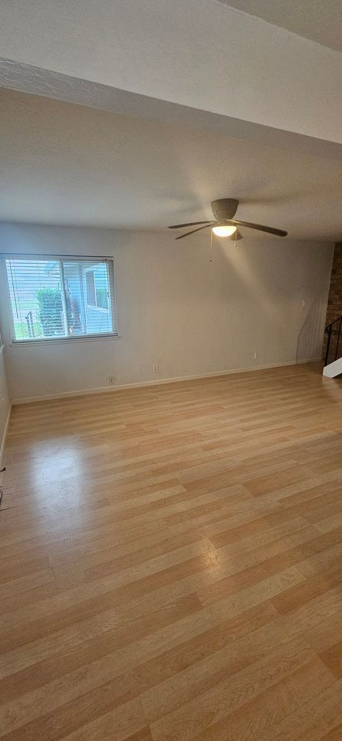 Building Photo - 263 Sharp Cir