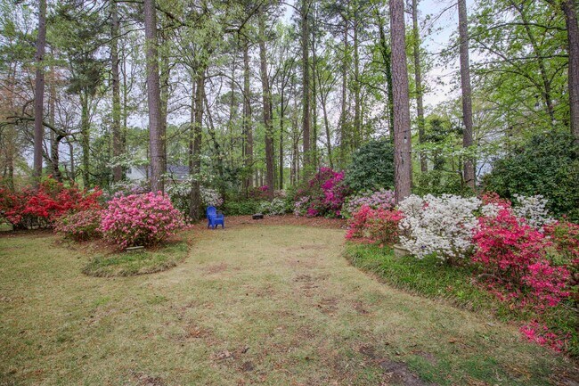 Building Photo - Spacious 3 Bedroom Home in Fayetteville, NC - Perfect for Family Living!