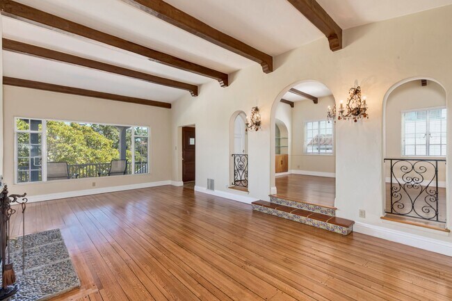 Building Photo - Classic Spanish Elegance Steps from Beverl...