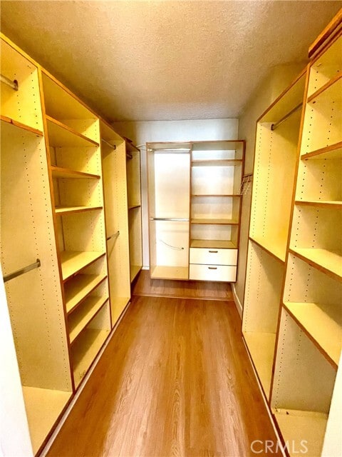 Building Photo - 10524 Casanes Ave
