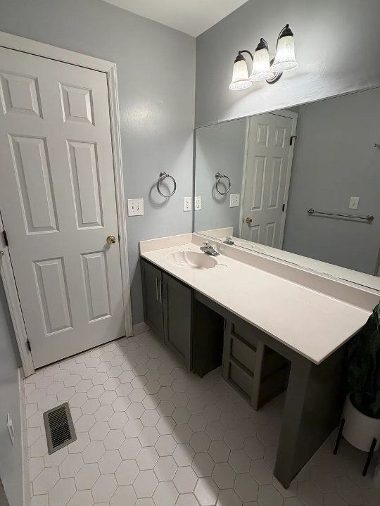 Building Photo - 483 Summerwalk Cir