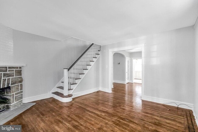 Building Photo - 4056 Ellendale Rd