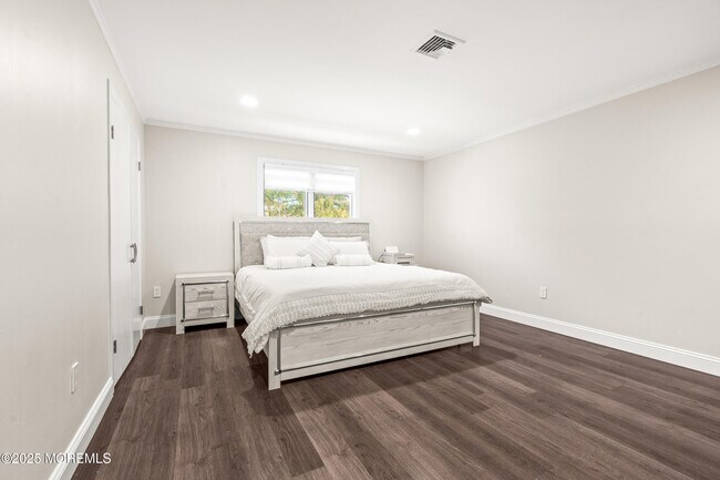 Building Photo - 24 Valley Forge Rd