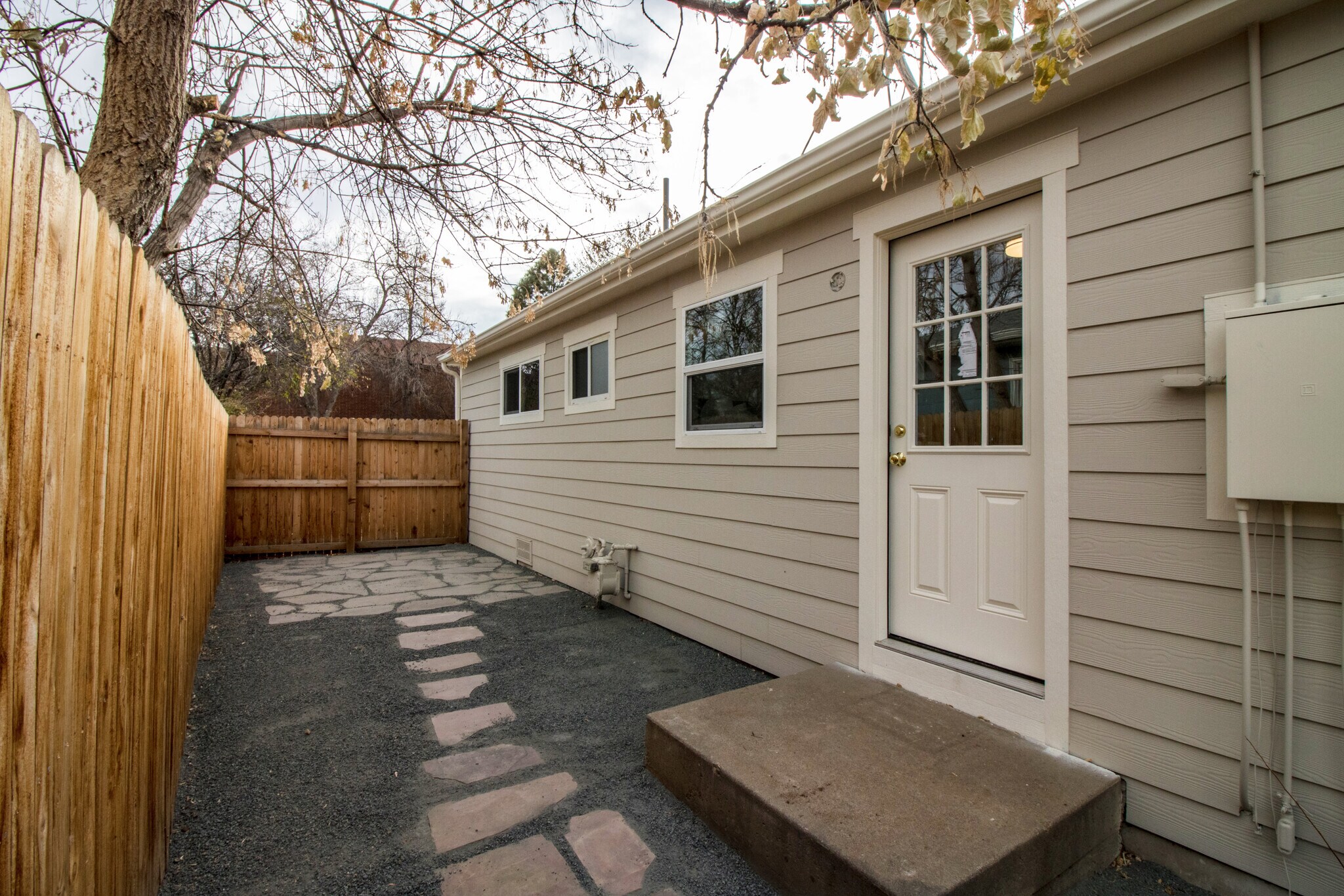 Building Photo - 1617 S Jackson St