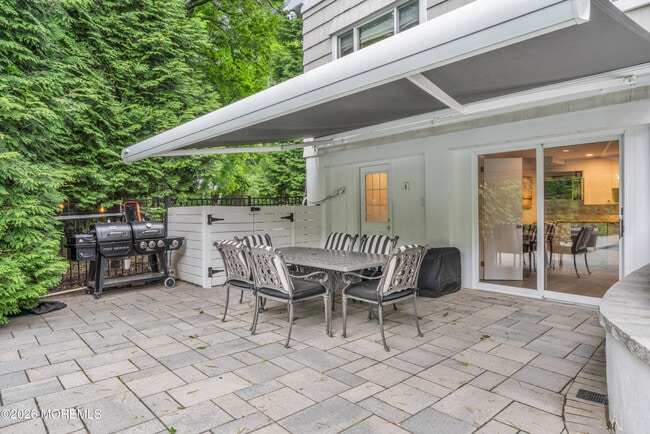 Building Photo - 17 Hilltop Terrace N