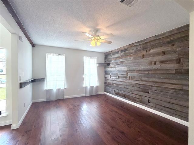Building Photo - 10109 Samantha Dr