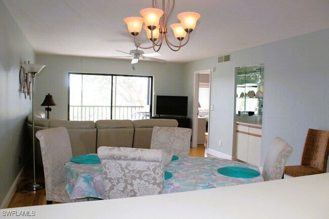 Building Photo - 16500 Kelly Cove Dr