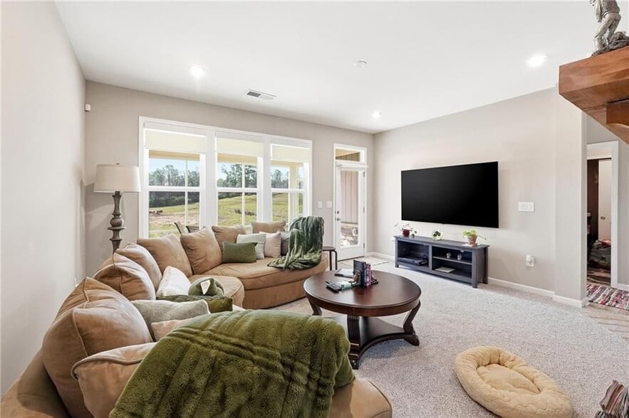 Building Photo - 158 Laurel Farms Ln