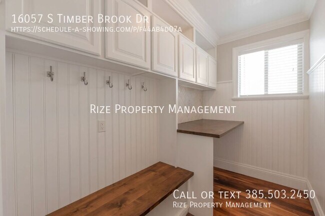 Building Photo - 16057 Timber Brook Dr E